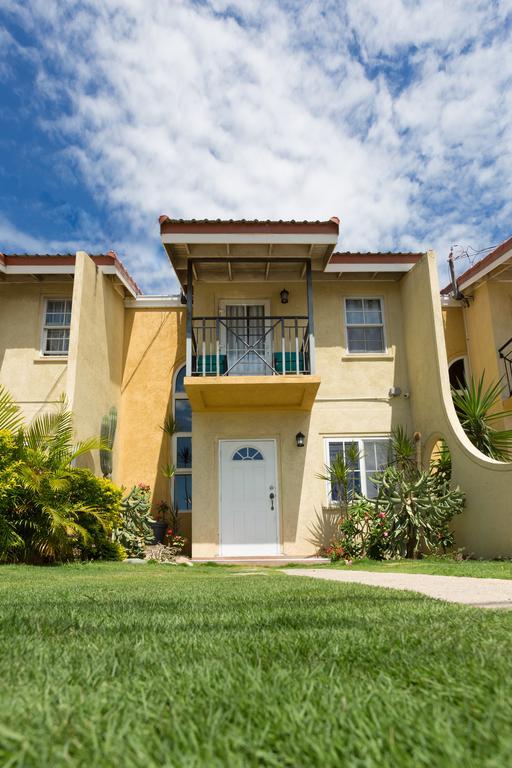 The Oasis I, Portmore Country Club Esterno foto