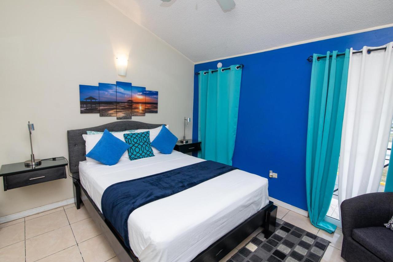 The Oasis I, Portmore Country Club Esterno foto