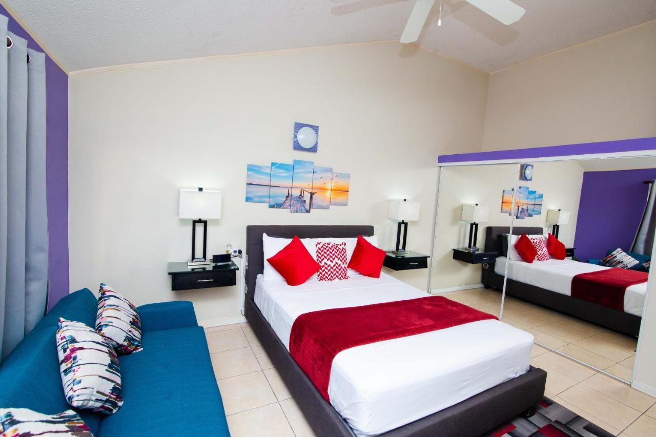 The Oasis I, Portmore Country Club Esterno foto