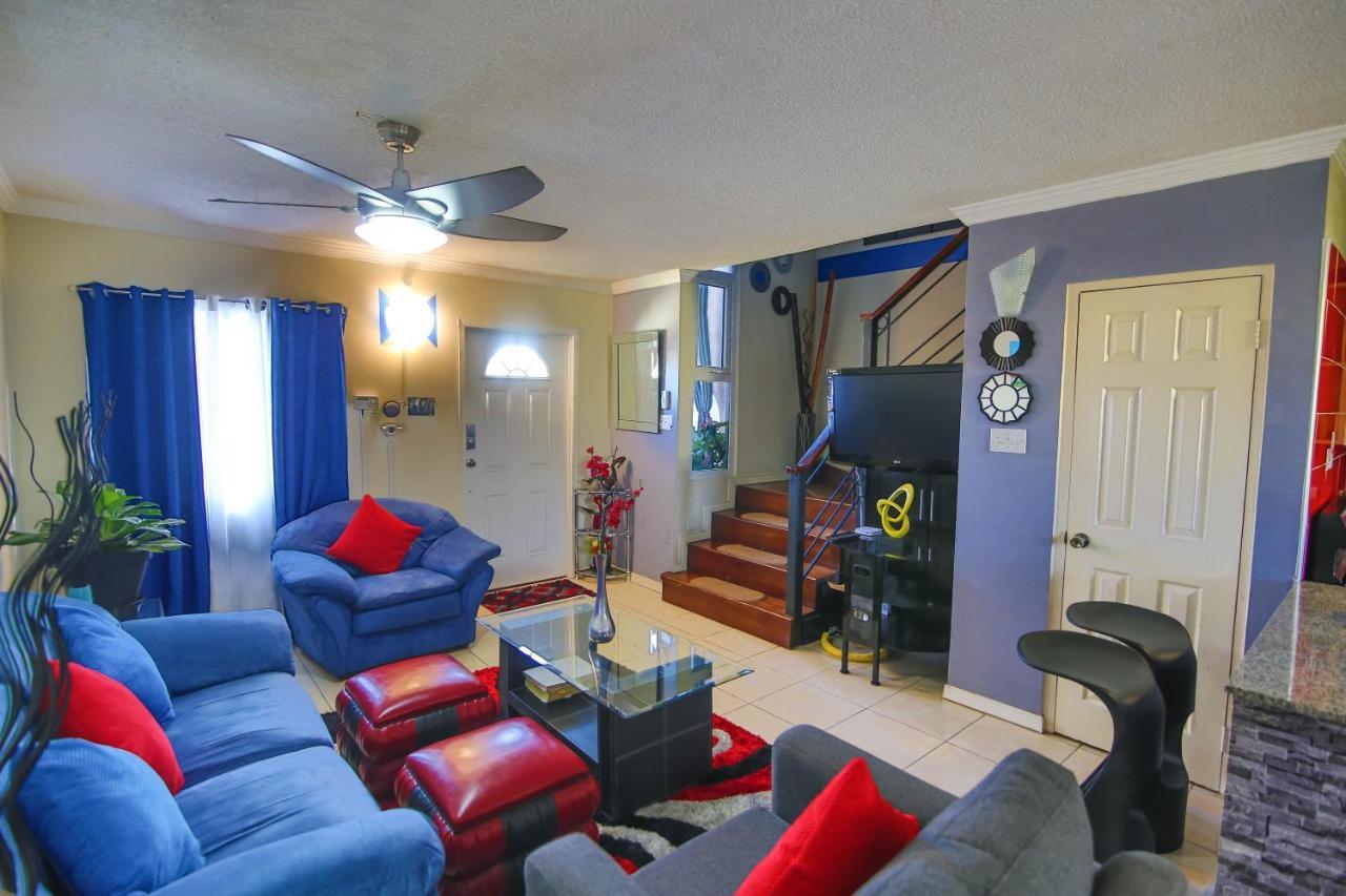 The Oasis I, Portmore Country Club Esterno foto