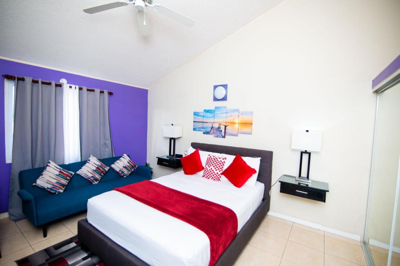 The Oasis I, Portmore Country Club Esterno foto
